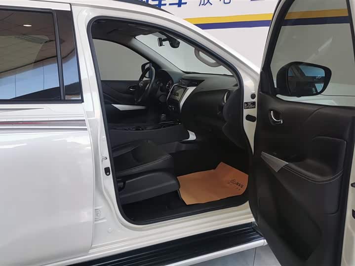 Nissan Terra 2020 2020款 2.5L XL Upper 自动两驱豪华版