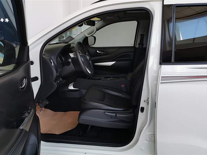 Nissan Terra 2020 2020款 2.5L XL Upper 自动两驱豪华版