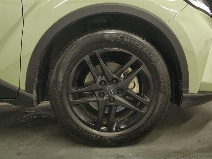 Toyota C-HR 2022 2022款 2.0L 领先版