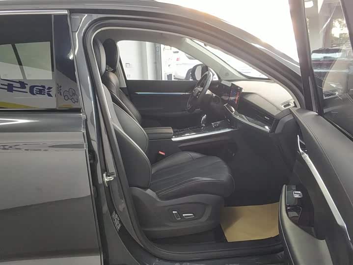 Roewe RX5 Max 2022 2022款 1.5T 自动有为尊贵版