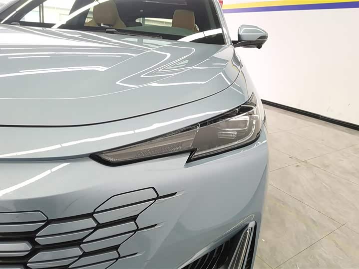 Changan UNI-K 2021 2021款 2.0T 尊贵型