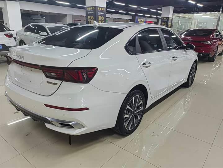 Kia K3 2021 2021款 1.5L CVT豪华版