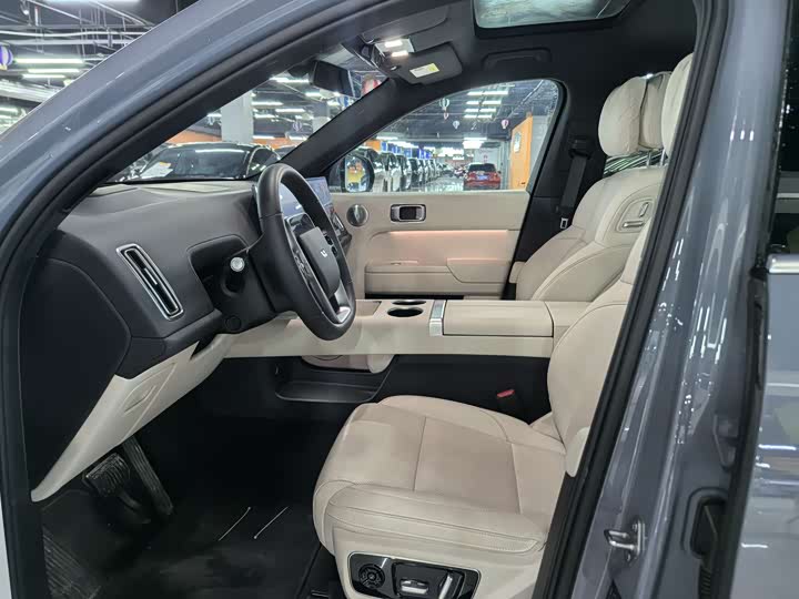 LiXiang L7 2025 2025款 Max 智能焕新版