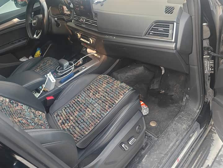 Audi Q5L 2025 2025款 40 TFSI 豪华动感型