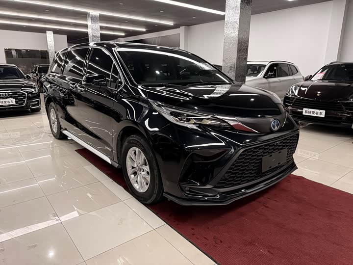 Toyota Granvia 2024 2024款 2.5L混动 舒适版