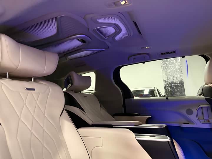 Toyota Granvia 2024 2024款 2.5L混动 舒适版