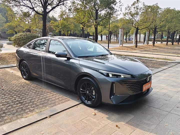 Changan Yida 2023 2023款 蓝鲸NE 1.5T GDI DCT尊享型