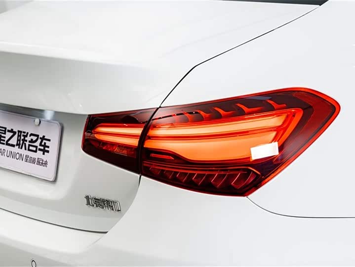 Mercedes-Benz A-Class 2025 2025款 A 200 L 时尚型