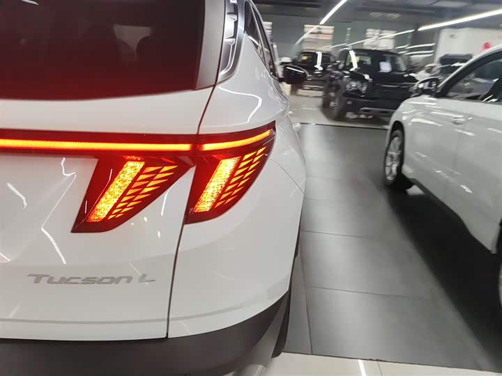 Hyundai Tucson L 2025 2025款 途胜L 1.5T 精英版