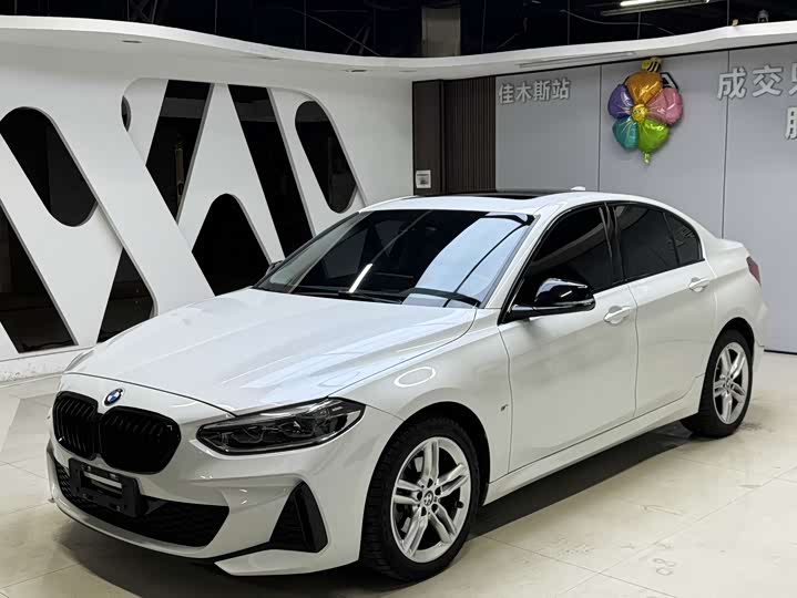 BMW 1 Series 2023 2023款 120i M运动曜夜版