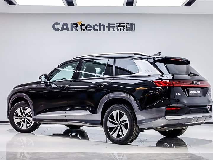 Audi Q6 2024 2024款 40 TFSI quattro 观云型 羽林套装 7座