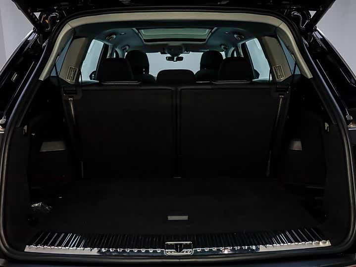 Audi Q6 2024 2024款 40 TFSI quattro 观云型 羽林套装 7座