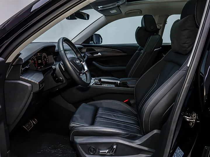 Audi Q6 2024 2024款 40 TFSI quattro 观云型 羽林套装 7座