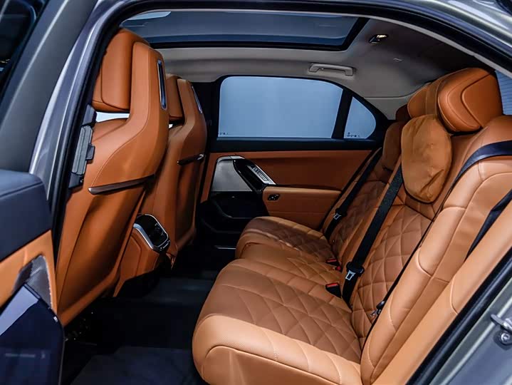 BMW 7 Series 2023 2023款 735Li M运动套装