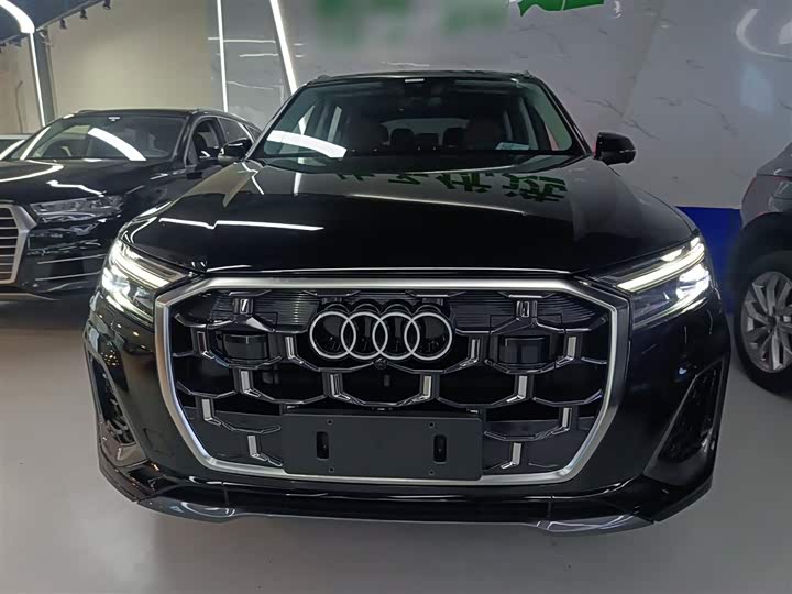 Audi Q7 2024 2024款 45 TFSI quattro S line运动型