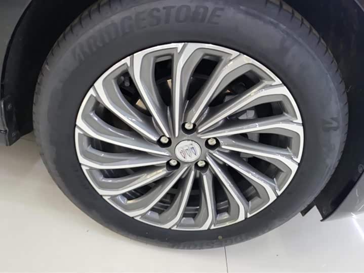 Buick LaCrosse 2024 2024款 28T 越尊版