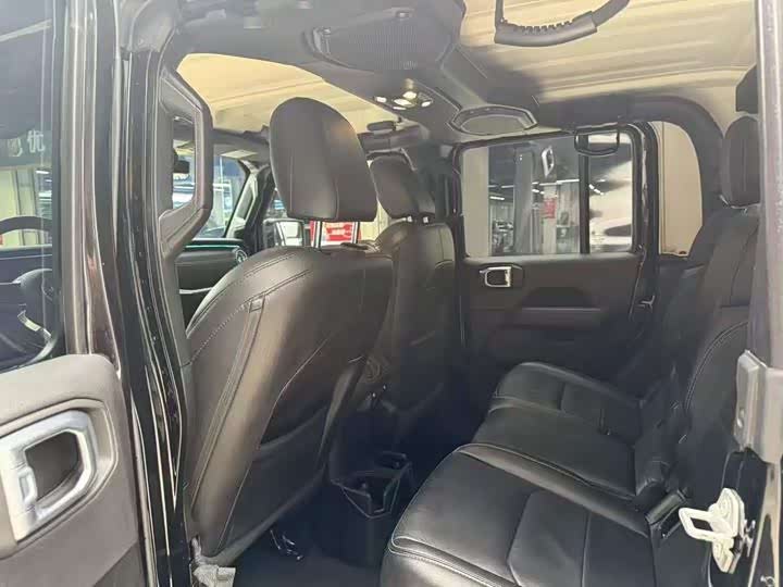 Jeep Gladiator 2022 2022款 3.6L 先行版