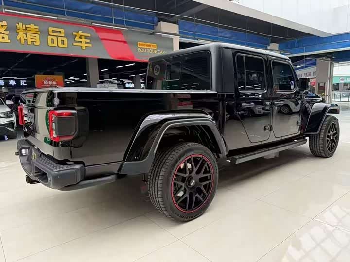 Jeep Gladiator 2022 2022款 3.6L 先行版