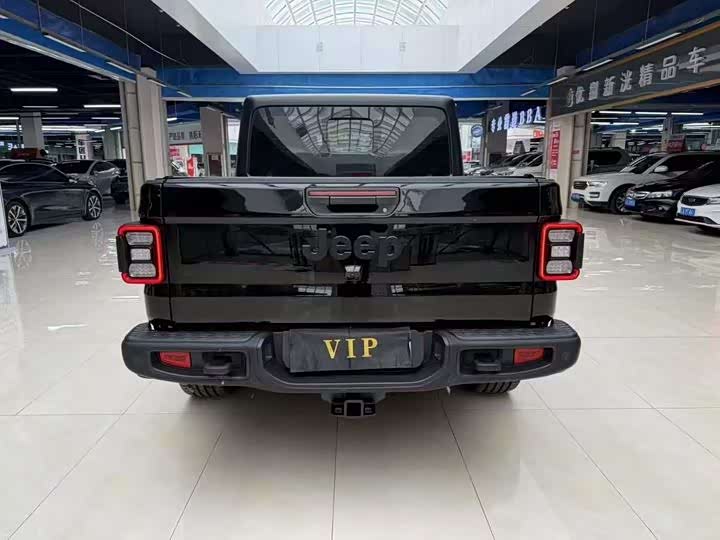 Jeep Gladiator 2022 2022款 3.6L 先行版