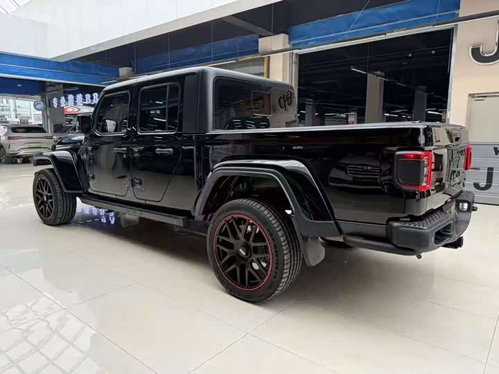 Jeep Gladiator 2022 2022款 3.6L 先行版