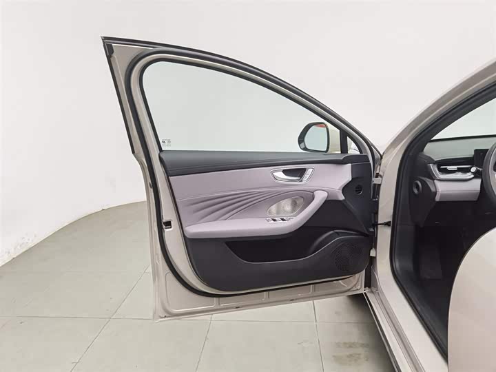 Roewe M7 DMH 2025 2025款 160km臻享版