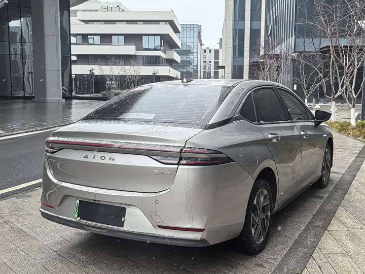 2025 GAC Aion S Plus