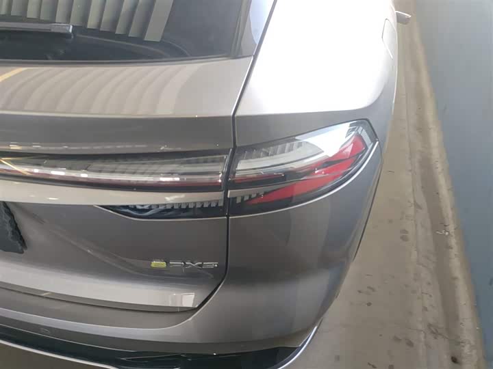 Roewe RX5 Hybrid 2023 2023款 eRX5 超混优越版