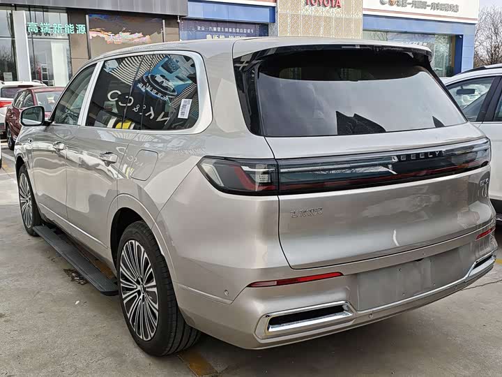 Geely Galaxy M9 2025 2025款 210km 四驱领航版