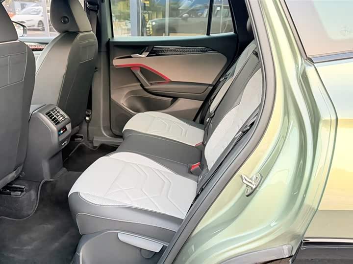 Volkswagen Tayron 2025 2025款 探岳L 380TSI 四驱豪华Easy包