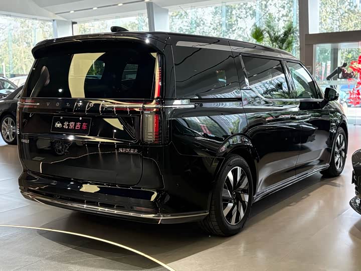 Volvo EM90 2025 2025款 Ultra 六座