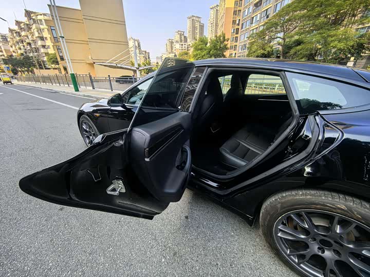 Tesla Model S 2023 2023款 双电机全轮驱动版