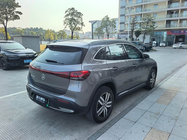 Mercedes-Benz EQA 2022 2022款 EQA 260