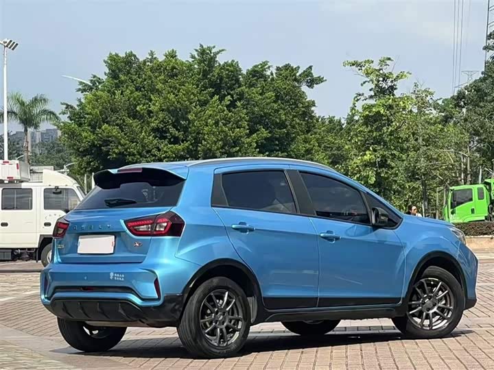 Geely Vision X3 2021 2021款 PRO 1.5L CVT尊贵型