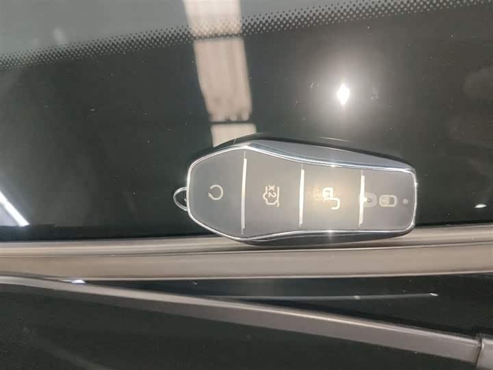 BYD Song L DM-i Hybrid 2025 2025款 智驾版 160km 超越型