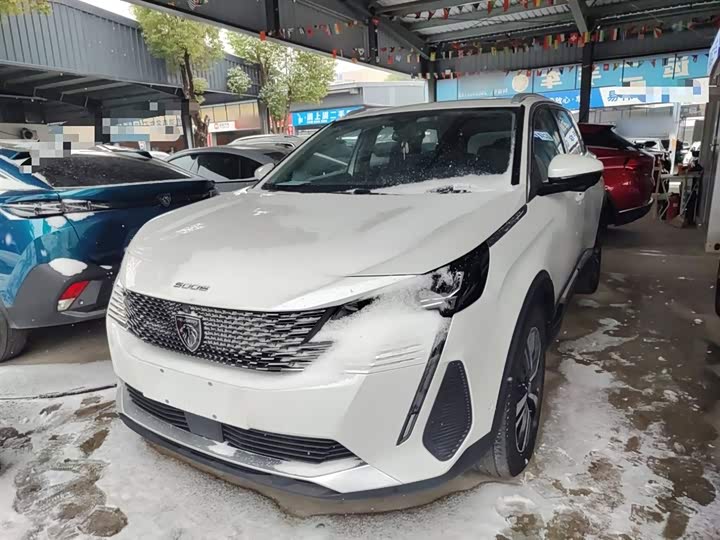 2023 Peugeot 5008