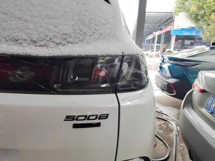 Peugeot 5008 2023 2023款 400THP 挚爱满座版 7座