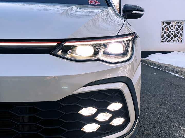 Volkswagen Golf GTI 2023 2023款 380TSI DSG GTI