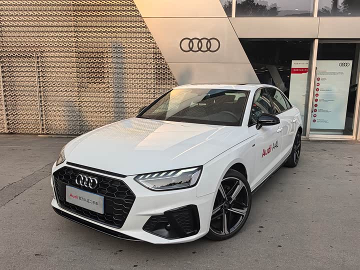 Audi A4L 2024 2024款 40 TFSI 豪华动感型