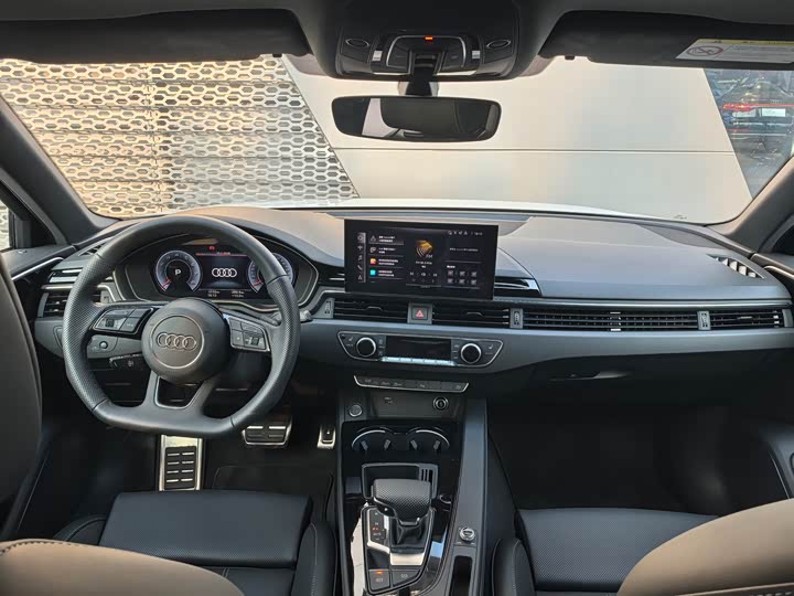 Audi A4L 2024 2024款 40 TFSI 豪华动感型