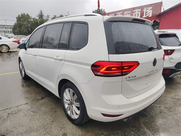 Volkswagen Touran L 2021 2021款 途安L 280TSI DSG舒适版 7座