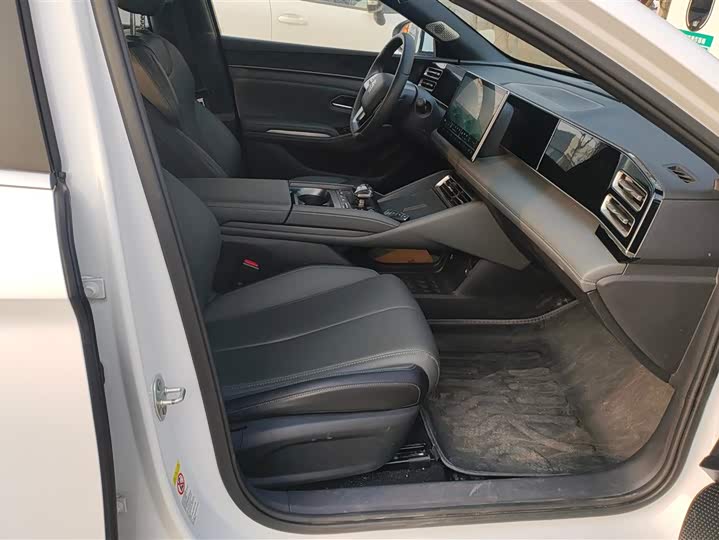 BYD Qin L 2025 2025款 DM-i 智驾版 120KM领先型