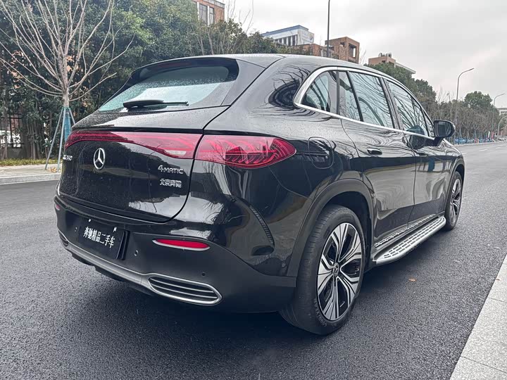 Mercedes-Benz EQE SUV 2023 2023款 350 4MATIC 豪华版