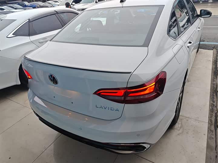 Volkswagen Lavida 2024 2024款 300TSI DSG星空领先版