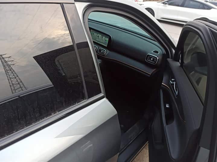 Chery Tiggo 9 2023 2023款 改款 2.0T 自动两驱豪华版 5座