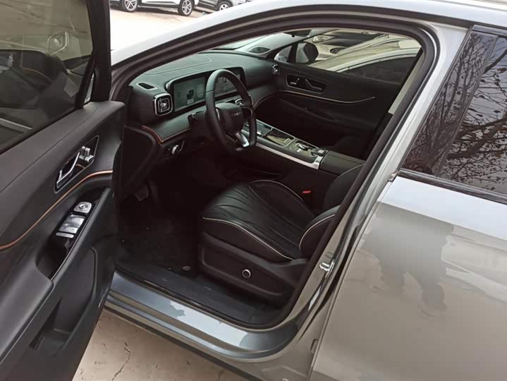 Chery Tiggo 9 2023 2023款 改款 2.0T 自动两驱豪华版 5座