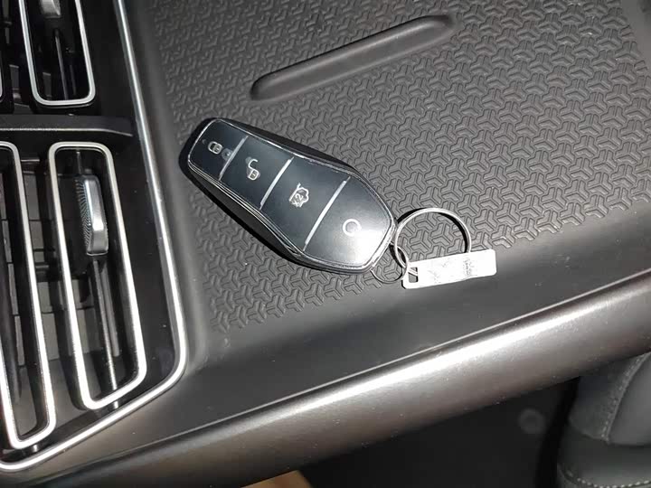 BYD Song Pro Hybrid 2025 2025款 第二代 智驾版 DM-i 75KM领先型