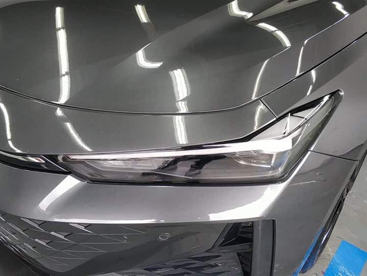 Changan UNI-V 2024 2024款 1.5T 尊贵型