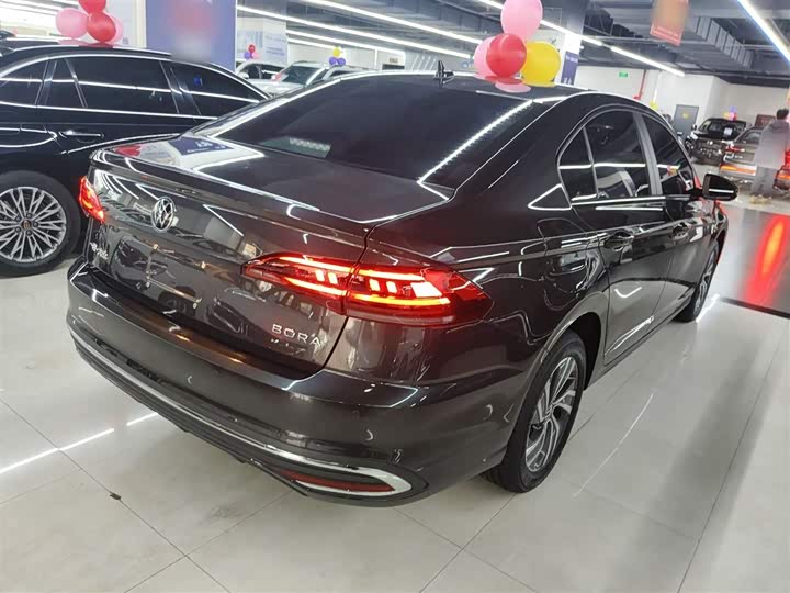 Volkswagen Bora 2025 2025款 改款 200TSI DSG悦行导航版