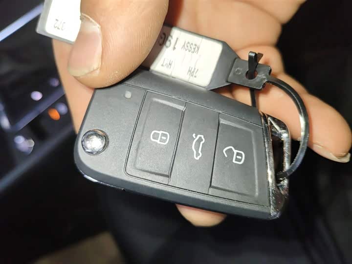 Volkswagen Bora 2025 2025款 改款 200TSI DSG悦行导航版