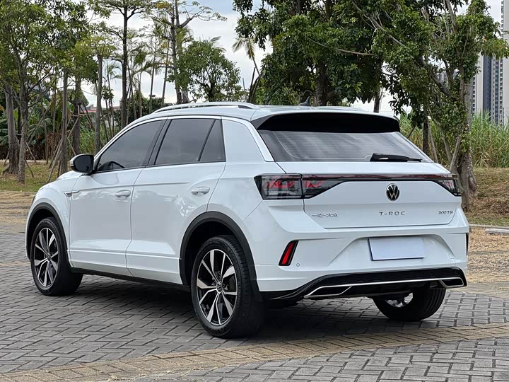 Volkswagen T-Roc 2023 2023款 300TSI DSG两驱辰光版